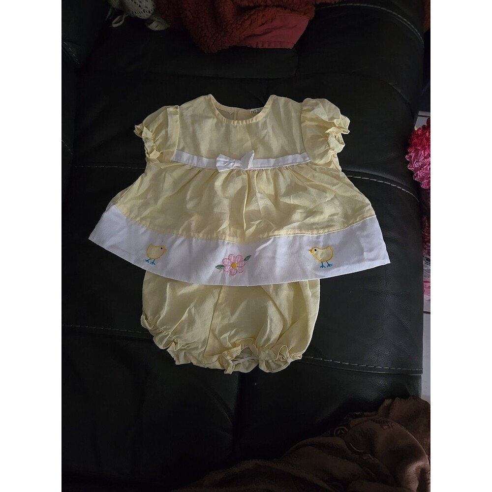 VTG Yellow Baby Girls Cap Sleeve Dress Set Embroidered Chick Flowers Sz 3-6 Mos